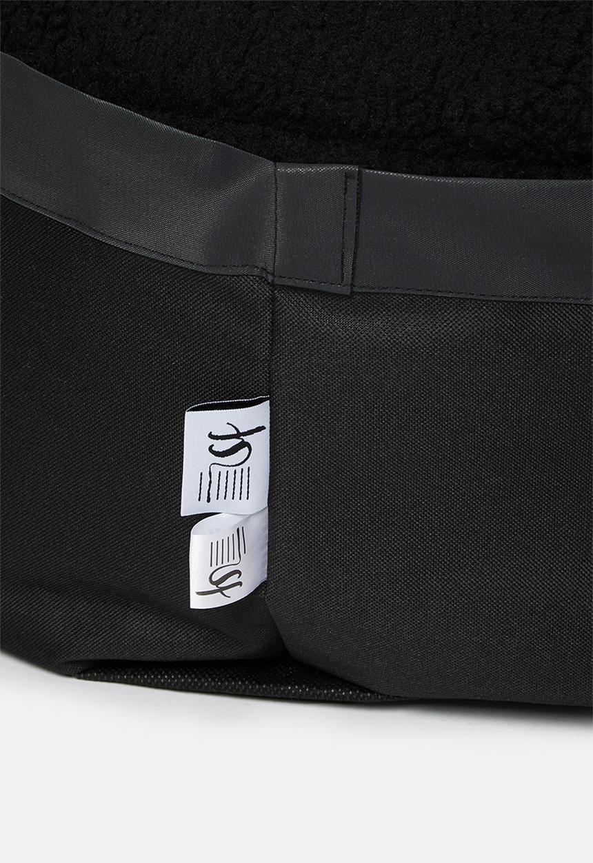 Sixth Floor - Muffin pet bed-black