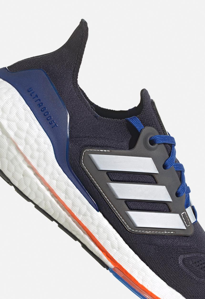 adidas Originals - Ultraboost 22