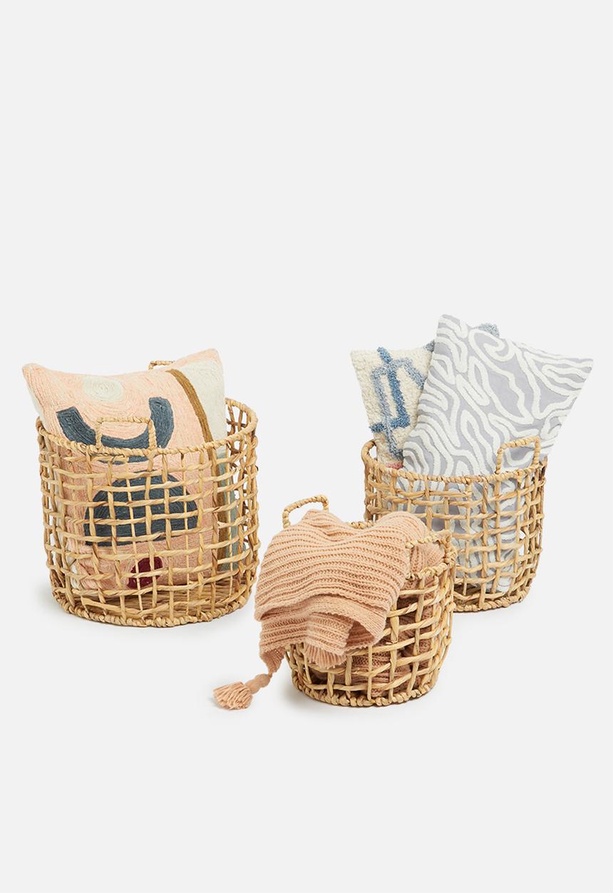 Storage Solutions - Water hyacinth baskets - set of 3