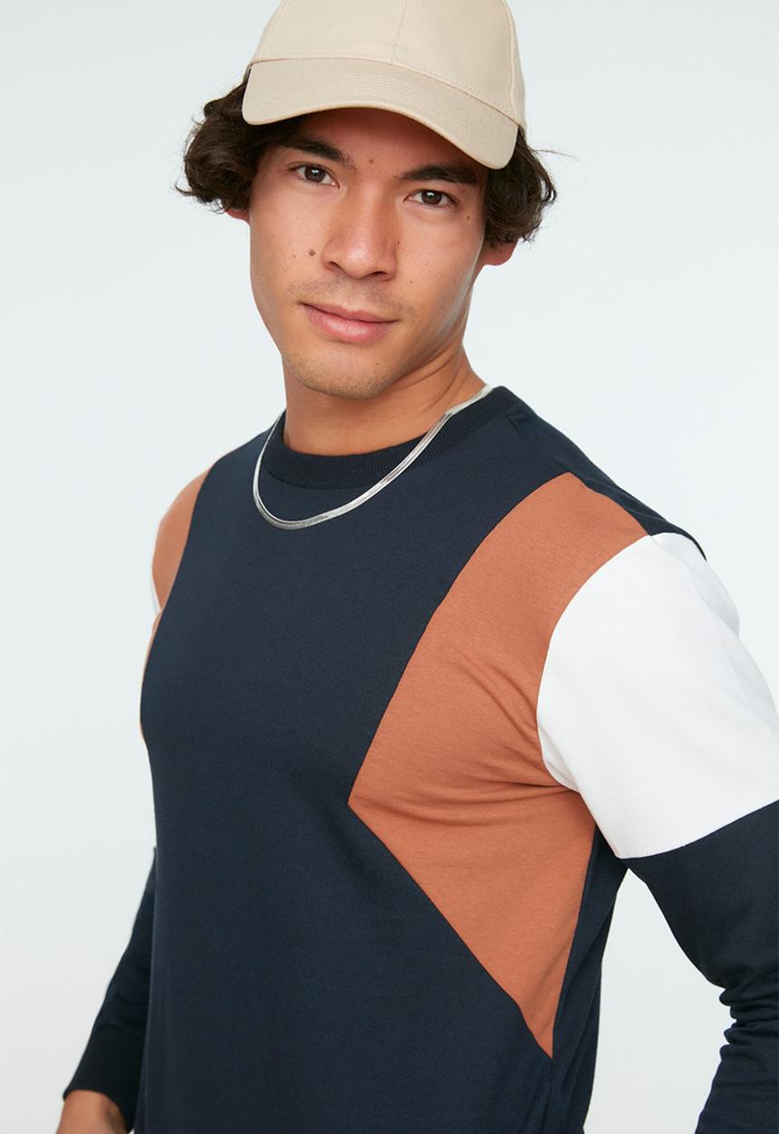 Trendyol - Pete colour block regular fit sweater - navy