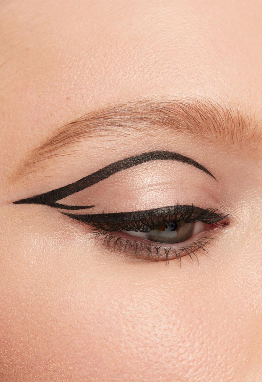 Revlon - ColorStay Liquid Eye Pen - Sharp Line™