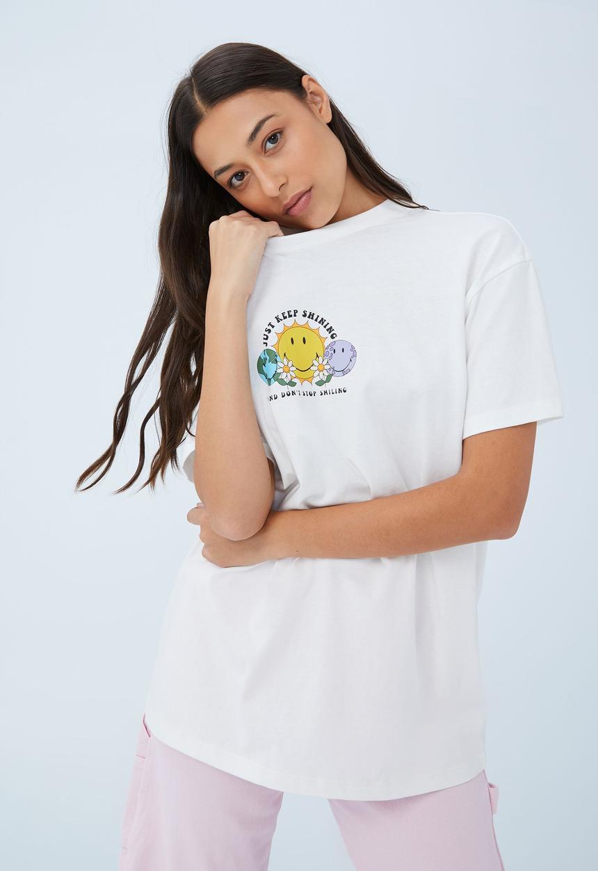 Cotton On - Boyfriend fit graphic tee - lcn sm smiley keep shining/vintage white