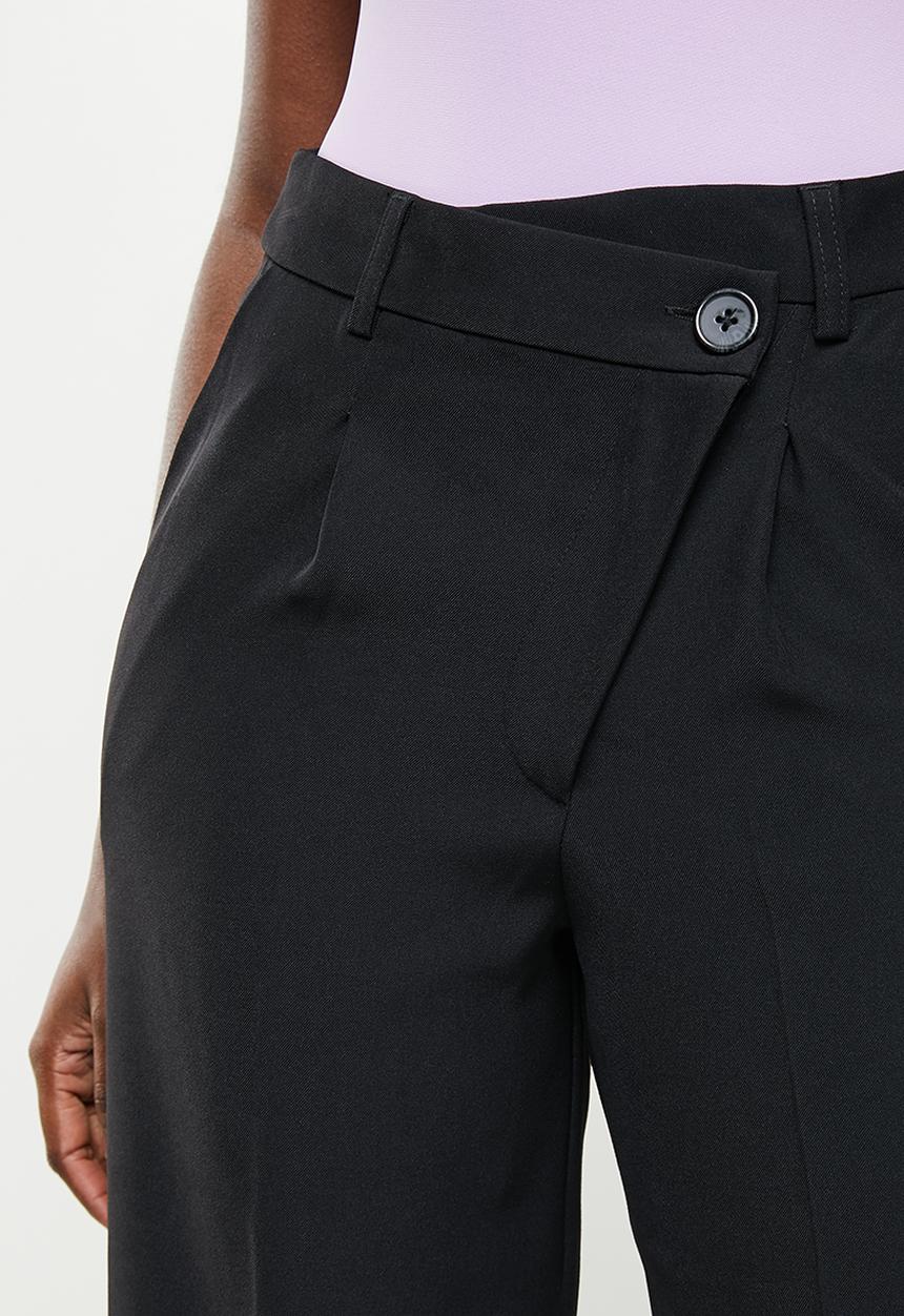 Supré  - Indigo tailored pant - black