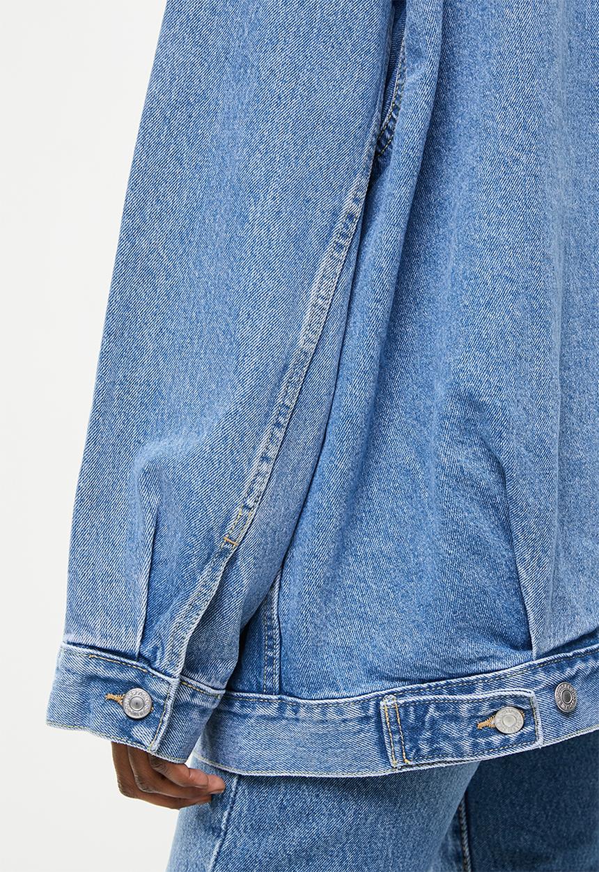 Levi’s® - Baggy trucker - light indigo worn in