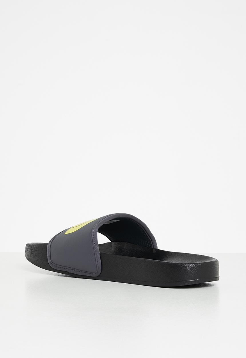 The North Face - Base camp slide iii - tnf black/acid yellow