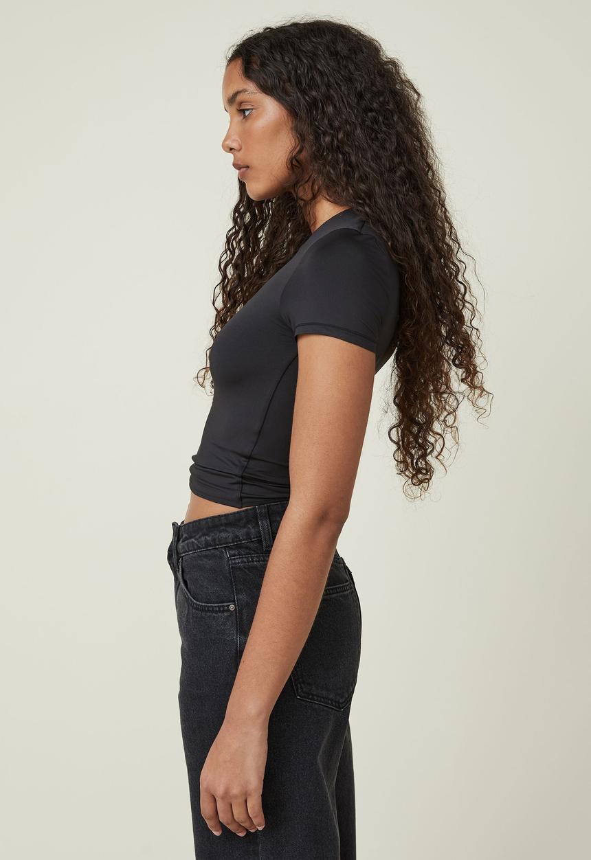 Cotton On - Sculpted crew neck tee - black