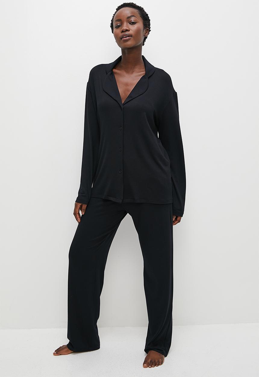 Superbalist - Sleep shirt & pants set - black