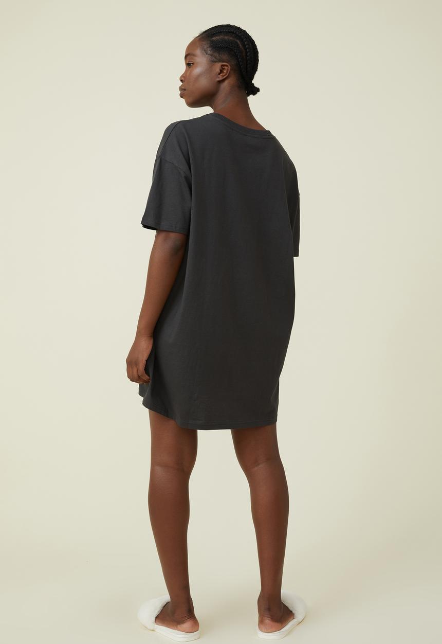 Cotton On - 90s T-shirt nightie - black
