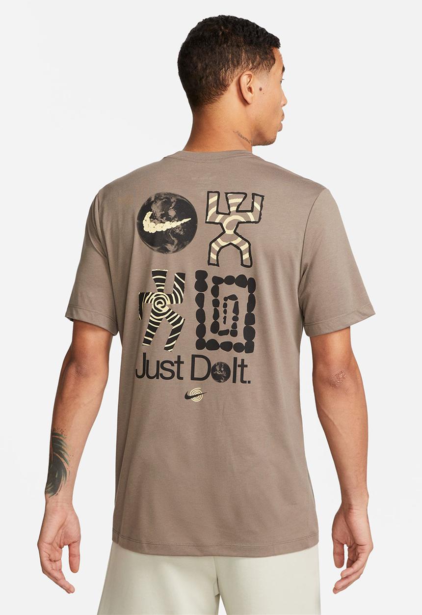 Nike - M Nike df tee db wc 3 - olive grey