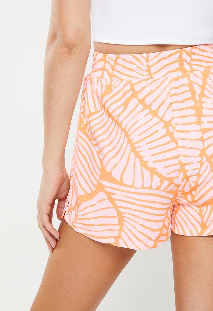 Glamorous - Ladies palm shorts coord - coral pink