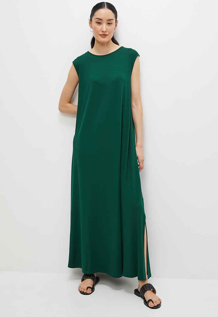 edit - Slit detail a-line knit maxi - emerald