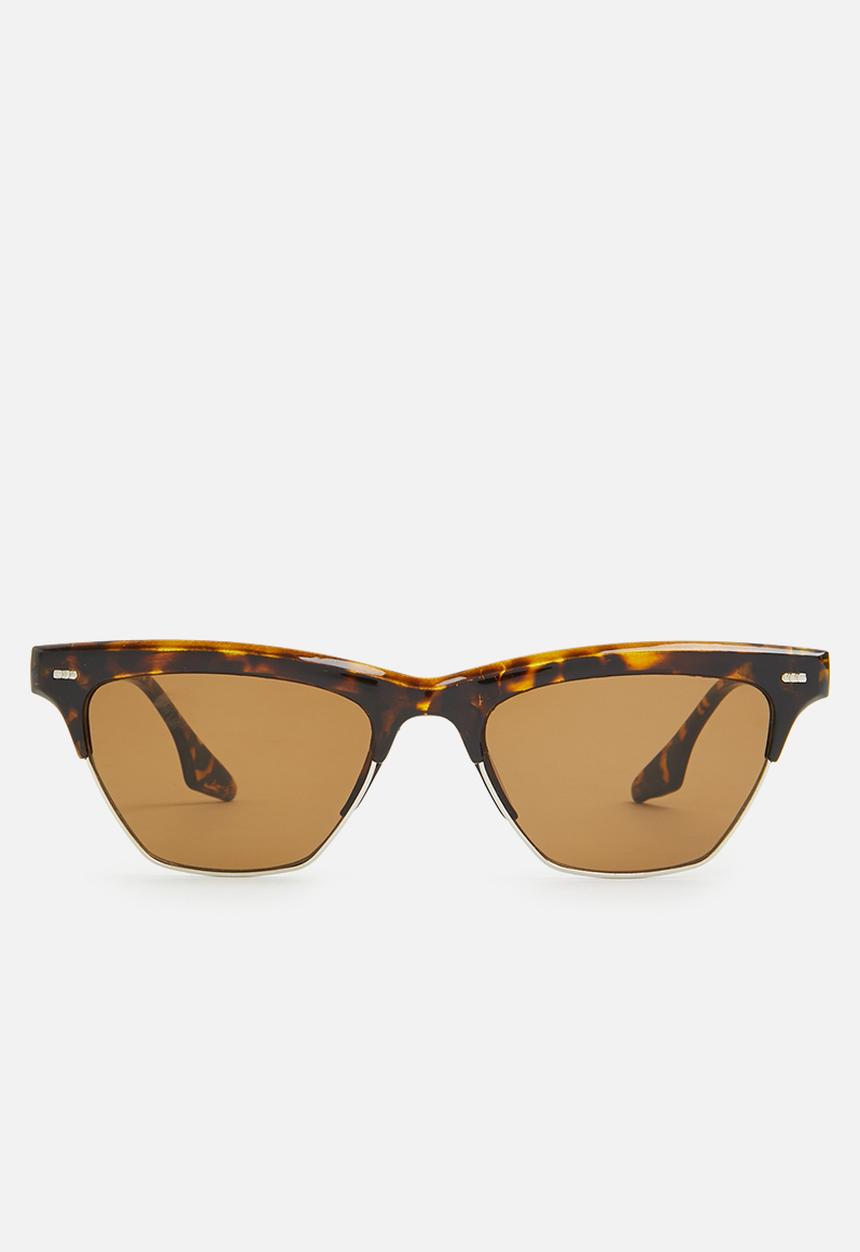 Superbalist - Larna cateye sunglasses - brown