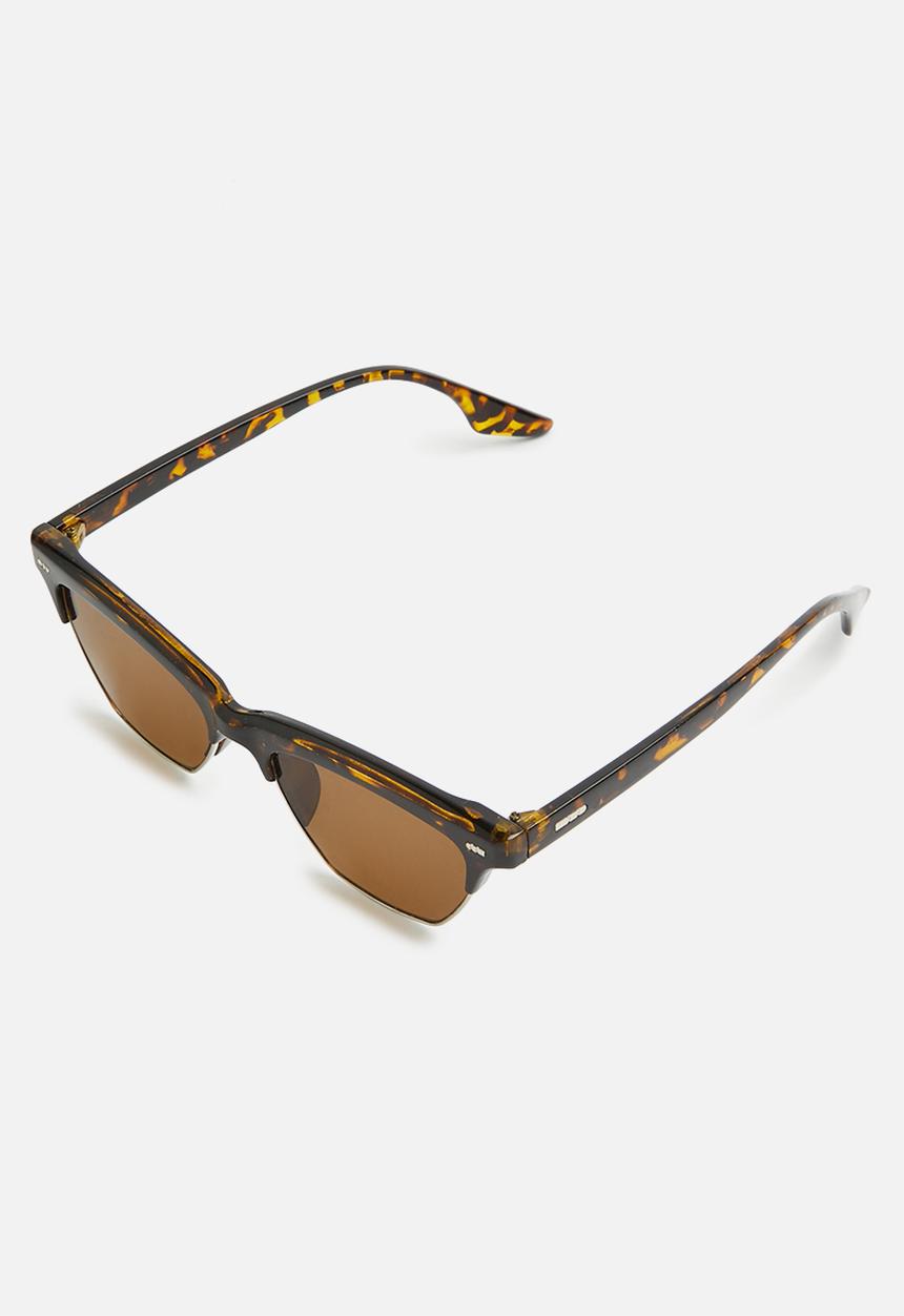 Superbalist - Larna cateye sunglasses - brown
