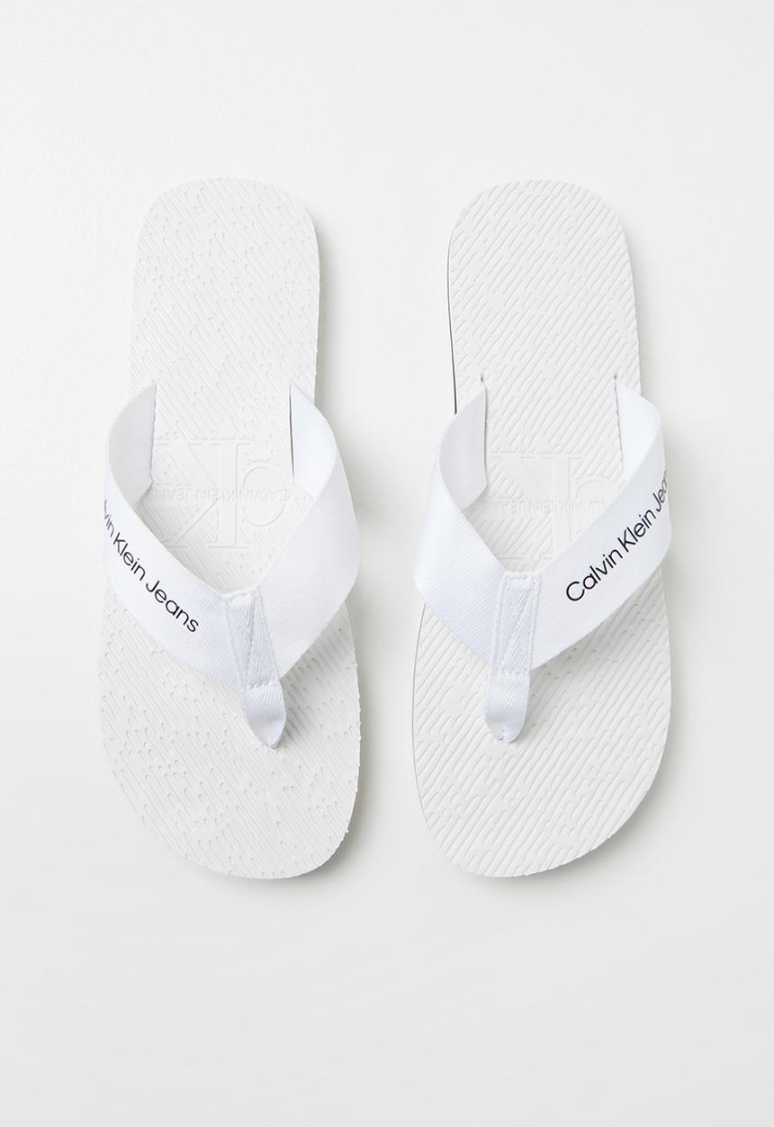 Calvin Klein - Institutional bold logo - bright white