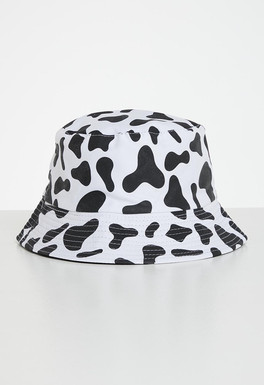 Superbalist - Cow print bucket hat - black & white