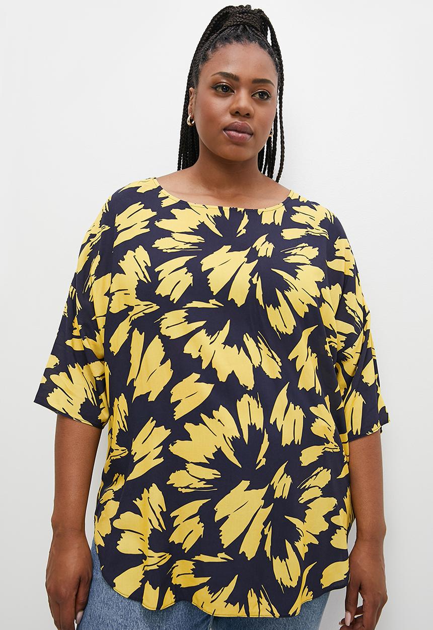 Superbalist - Printed basic woven blouse - yelllow mono leaf