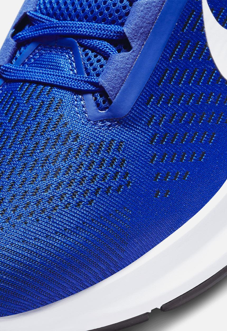 Nike - Air Zoom structure 24