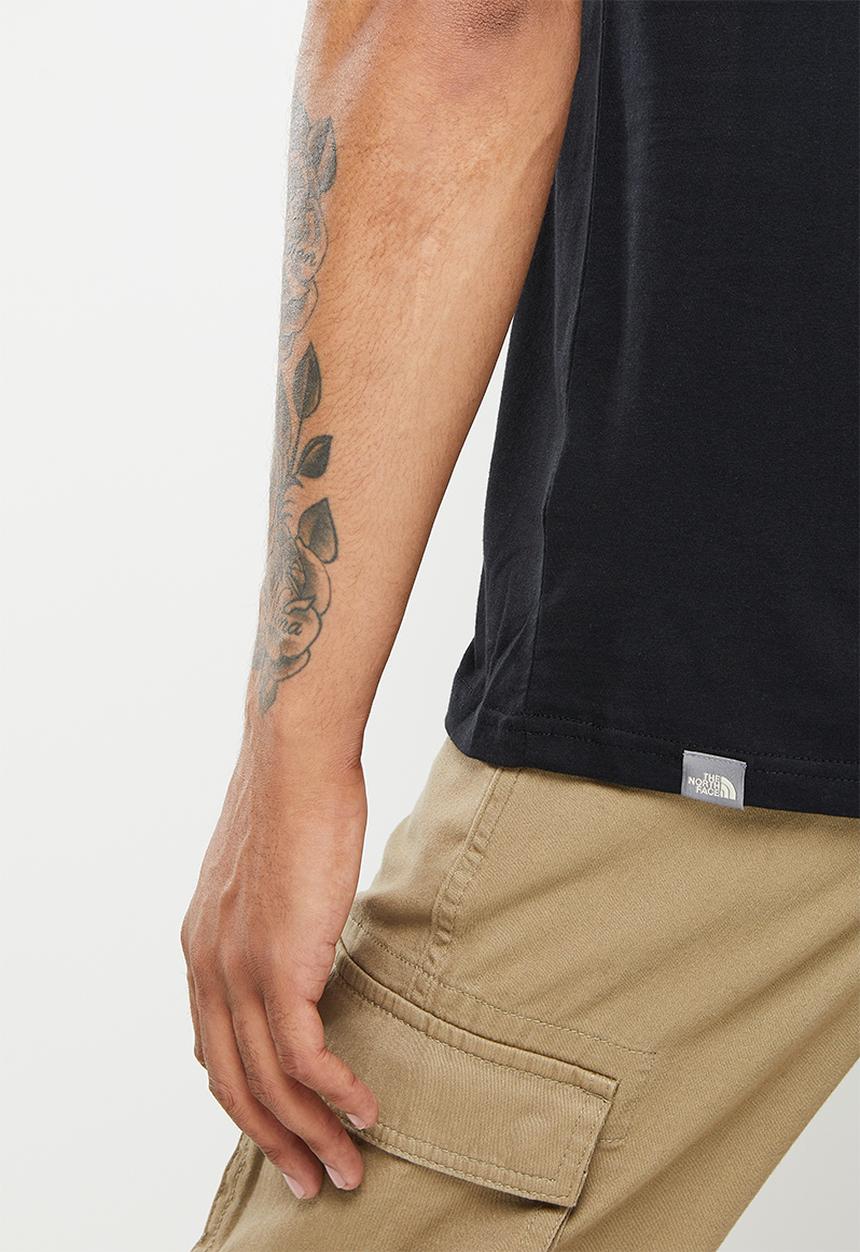 The North Face - M short sleeve north faces tee  - tnf black