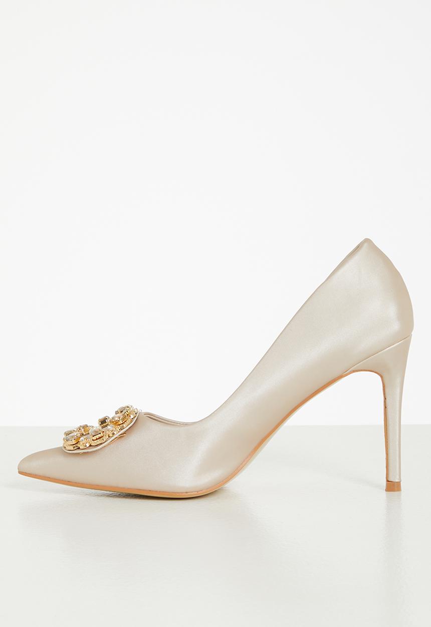 Plum - Carla barely there court heel - champagne