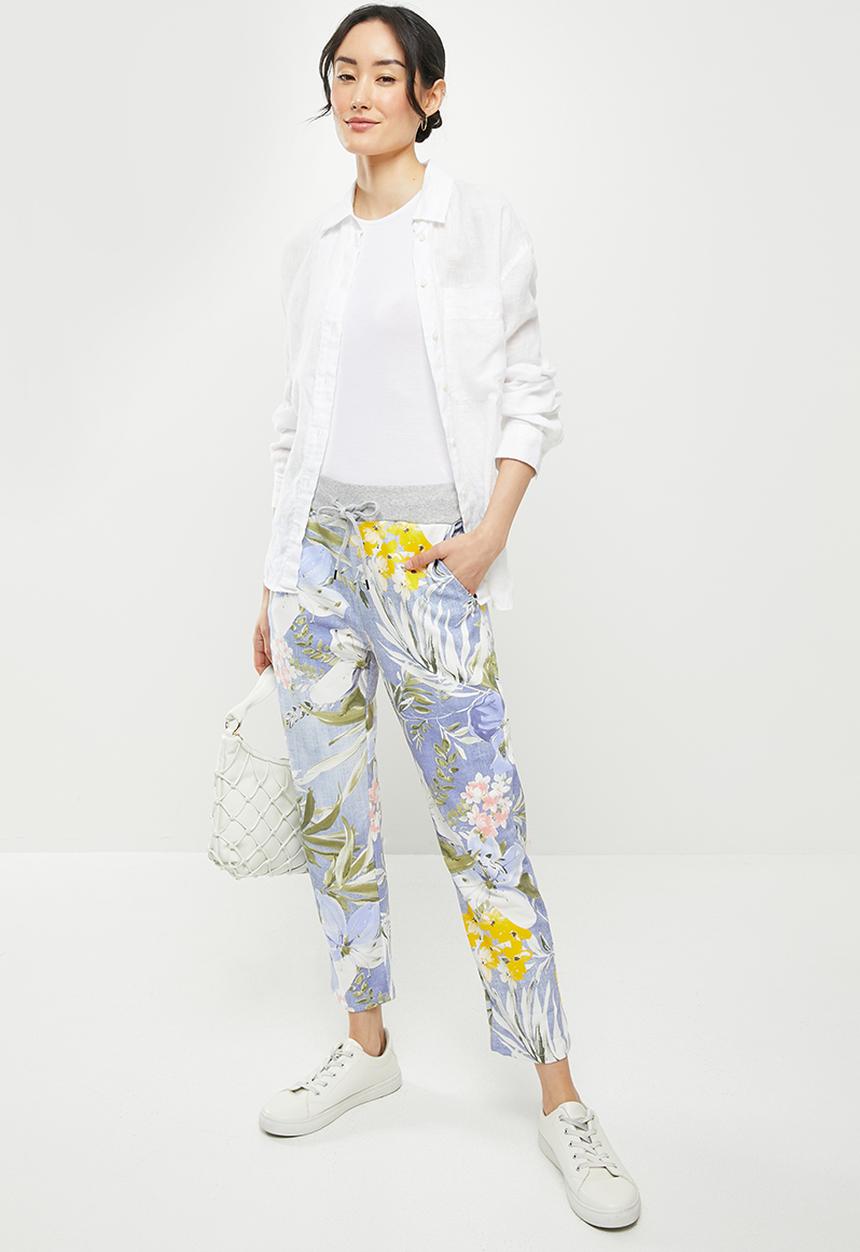 Stella Morgan - Floral printed knit capri pants - multi 