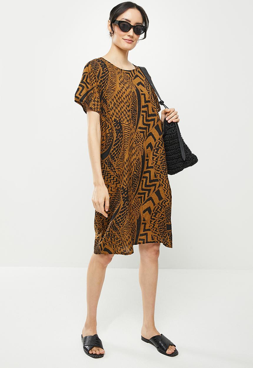 Stella Morgan - Zig zag printed loose fit shift dress - black & brown 