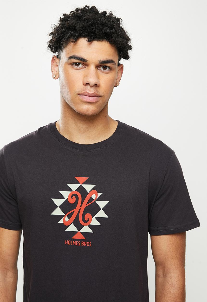 Holmes Bro's - Ndebele holmes short sleeve tee - black bean