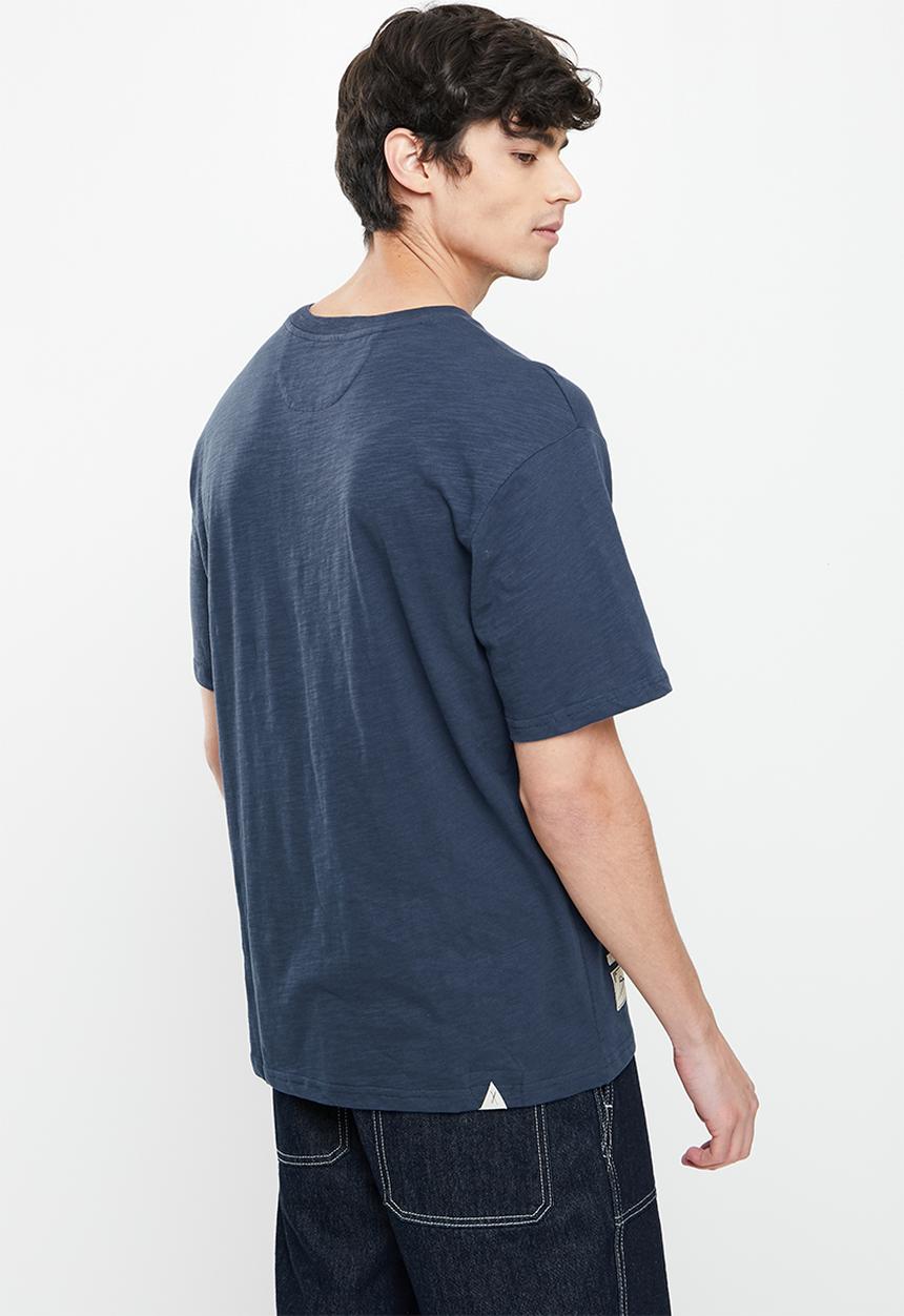 Vertigo - Vertigo embroidered crew tee - mood indigo