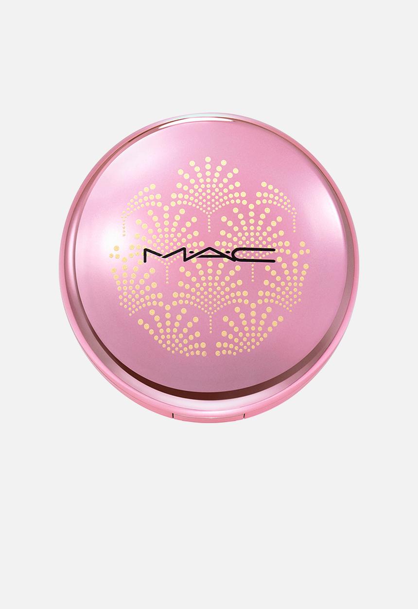 MAC - Bubbles & Bows Extra Dimension Skinfinish - Wrapped In Gold
