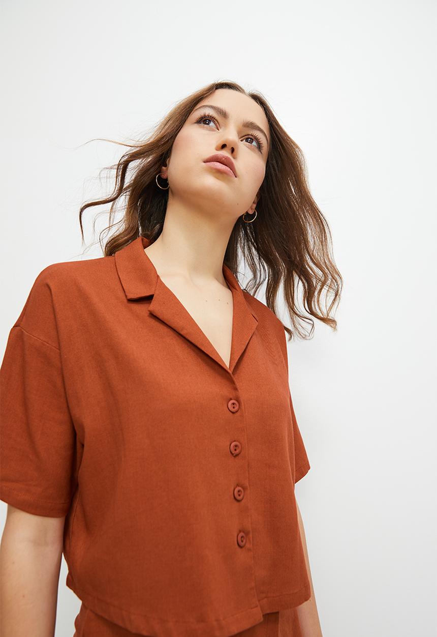 Blake - Oversized Crop Shirt - Rust 