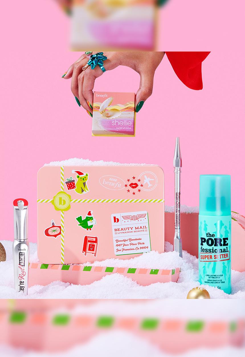 Benefit Cosmetics - Forward to Gorgeous