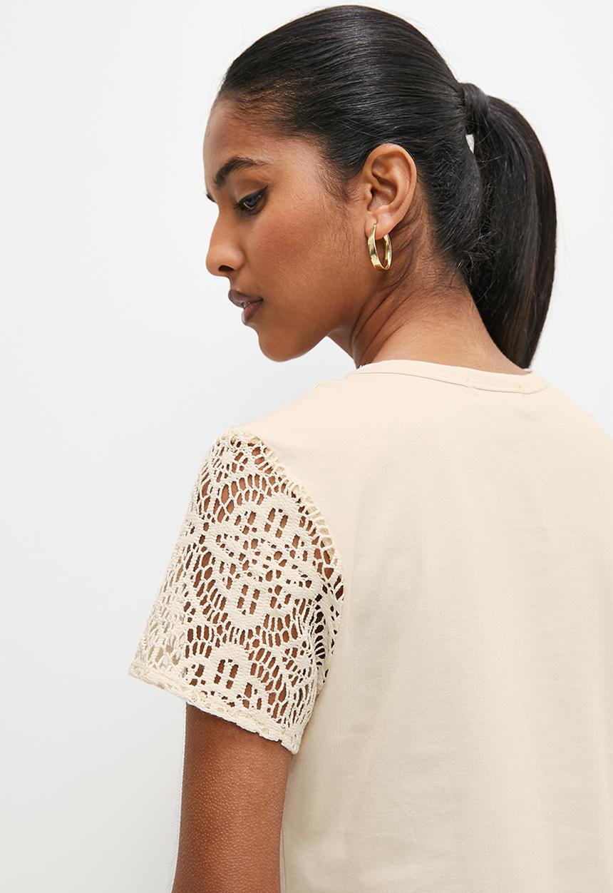 Superbalist - Lace  sleeve tee - ecru