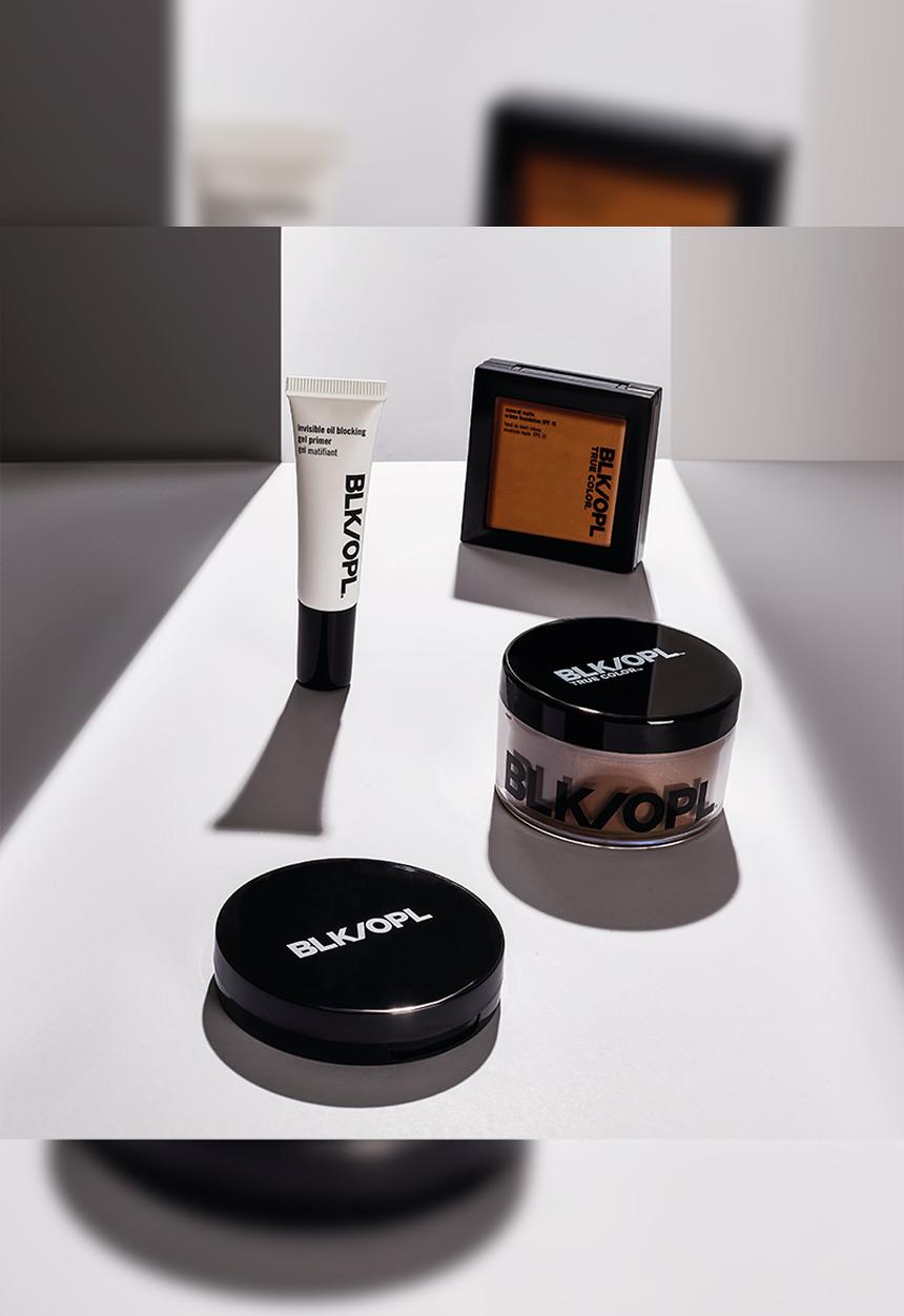 Black Opal - TRUE COLOR® Pore Perfecting Crème Powder - Beautiful Bronze