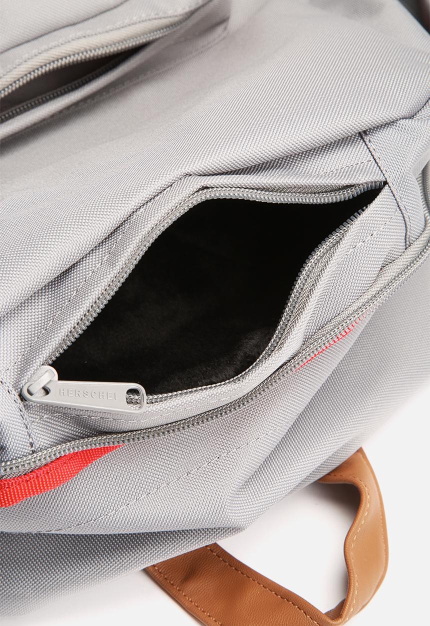 Herschel Supply Co. - Pop Quiz