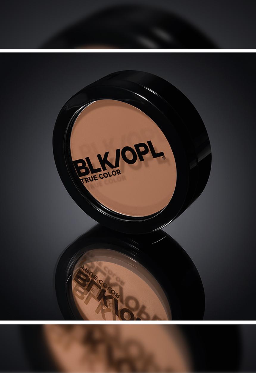 Black Opal - Oil Absorbing Pressed Powder - Foxy Brown