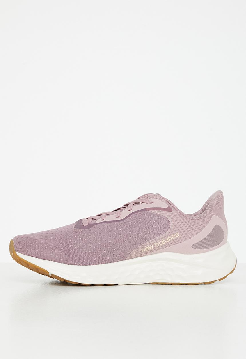New Balance  - Fresh Foam Arishi V4