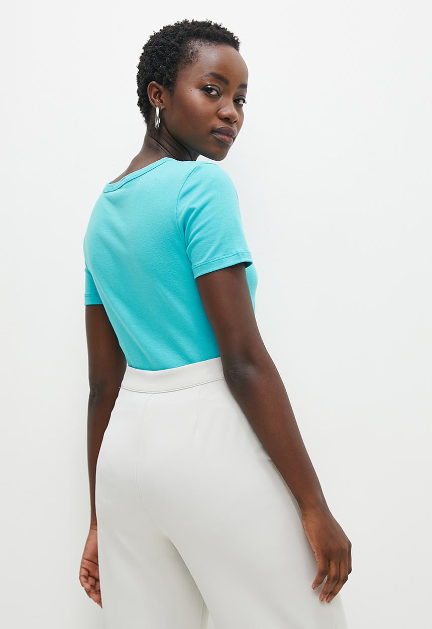 Superbalist - Basic crew fitted tee - sky blue