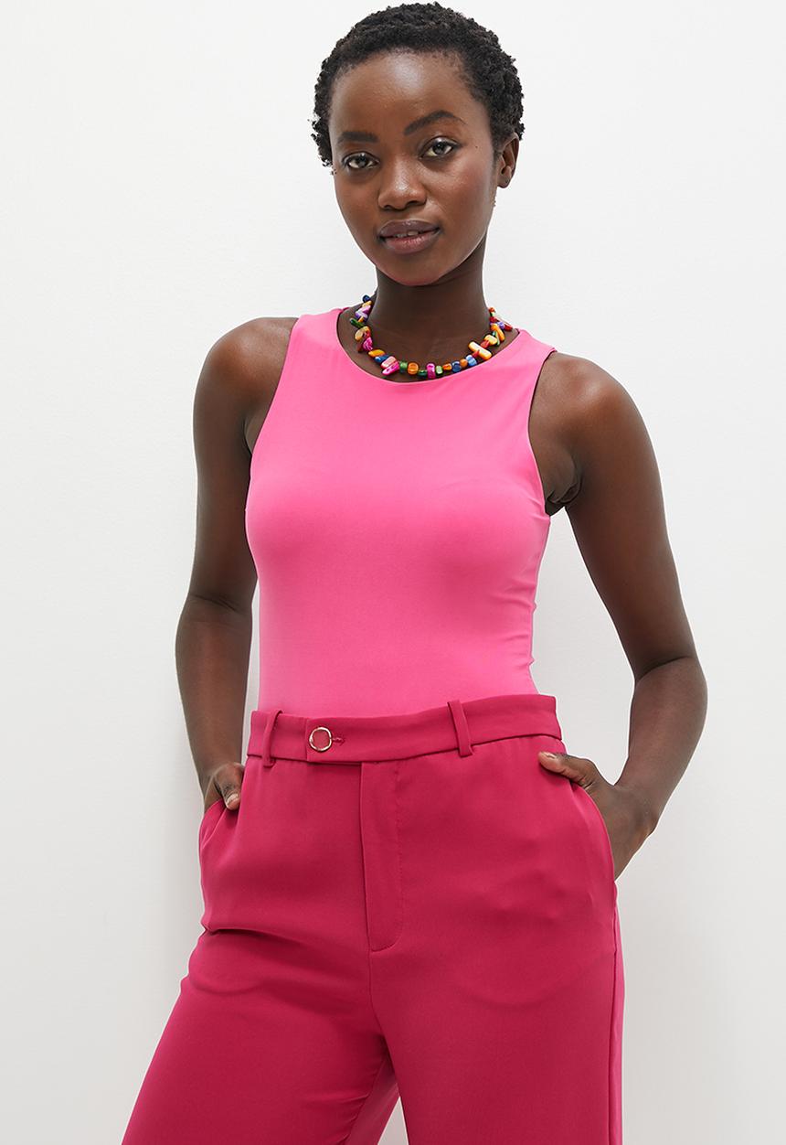 Superbalist - Single crew neck cutaway bodysuit - raspberry sorbet