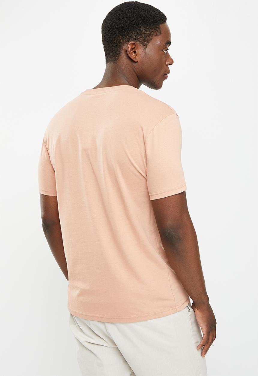 POLO - Men logo emb tee - neutral