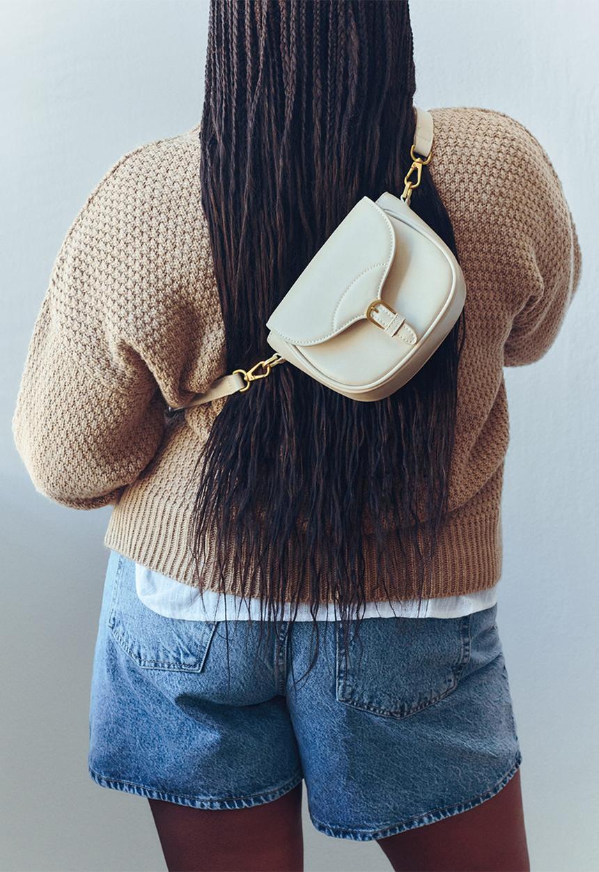 MANGO - Flap crossbody bag - ivory white