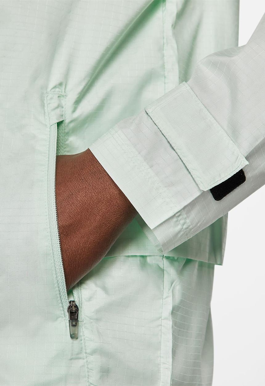 Nike - W nk essential jacket - barely green