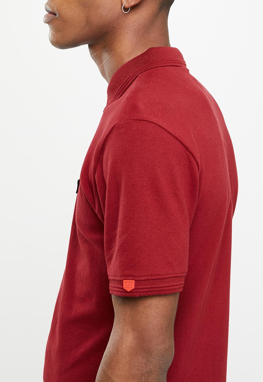 S.P.C.C - Diallo golfer - berry