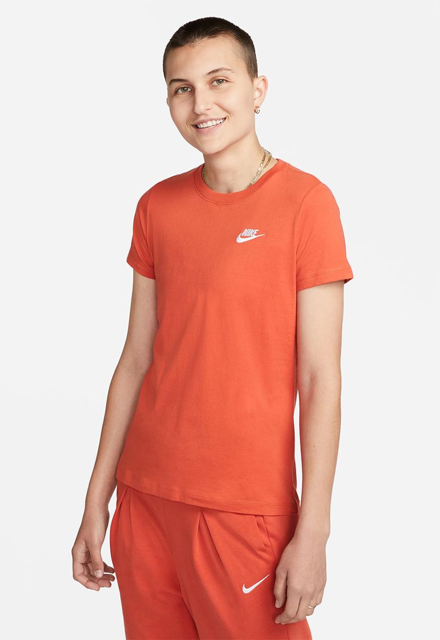 Nike - W nsw club tee - mantra orange