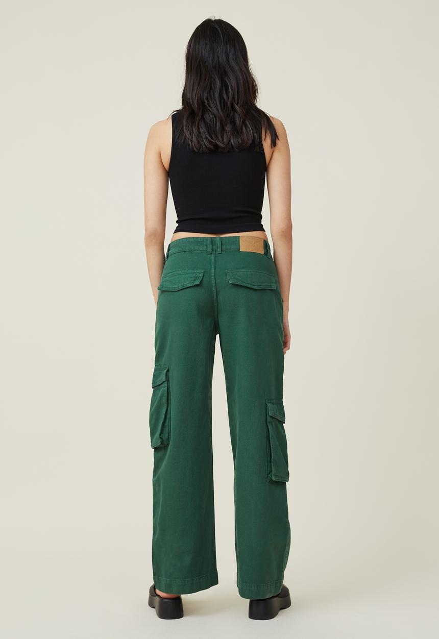Cotton On - Low rise cargo denim jean - pine forest green