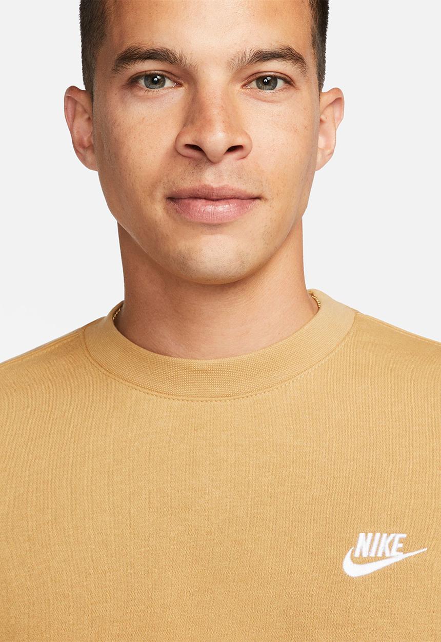 Nike - NSW Club Crew Neck Sweatshirt - elemental gold/white