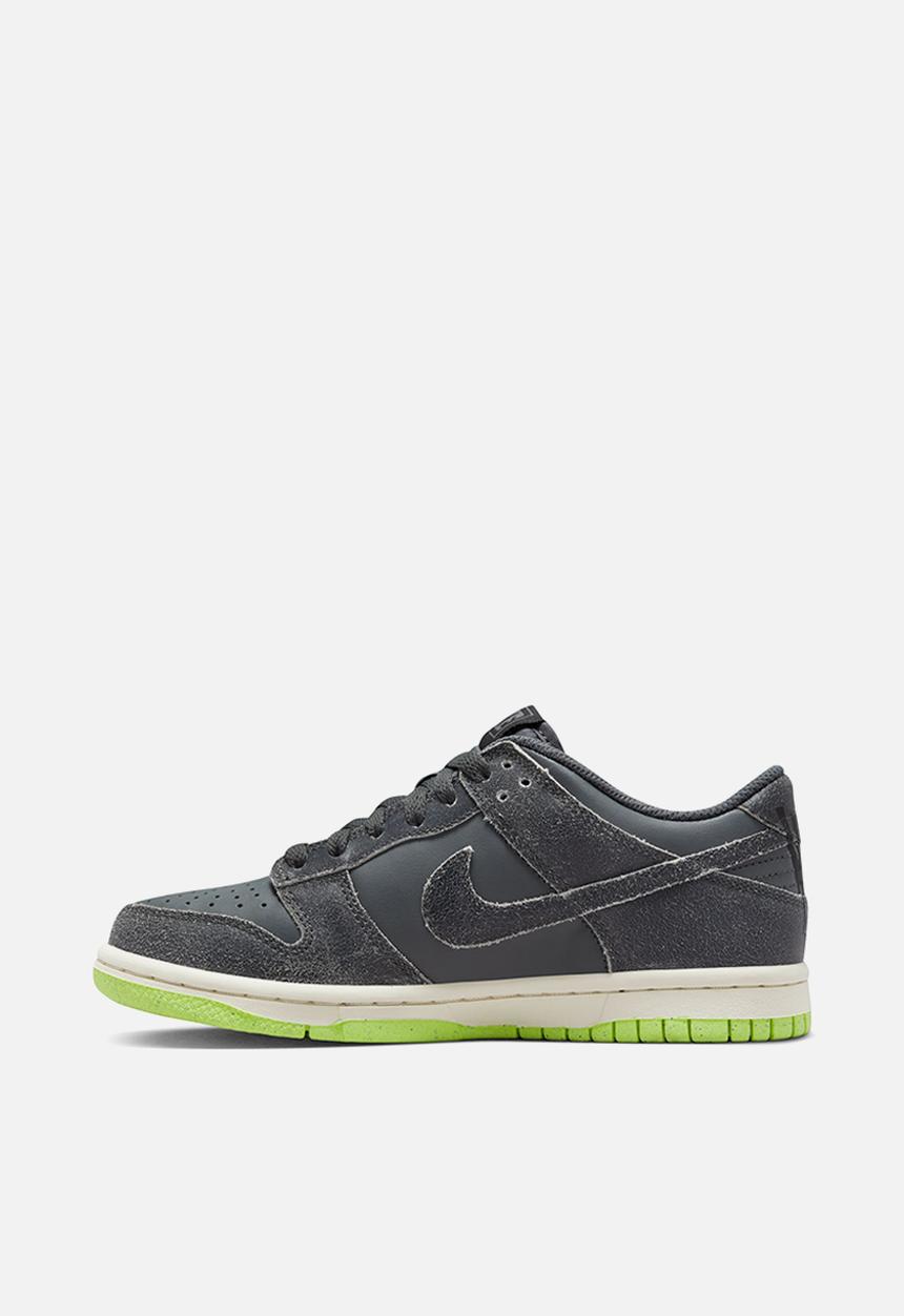 Nike - Nike dunk low se - iron grey/phantom-ghost green