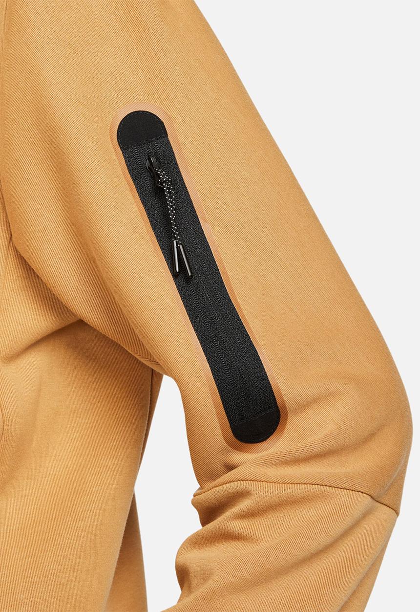 Nike - NSW tech fleece crew sweatshirt - elemental gold sail