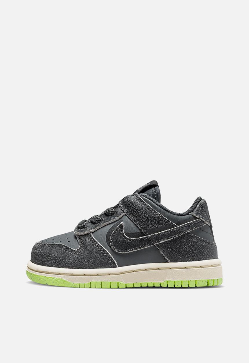 Nike - Nike dunk low se - iron grey/phantom-ghost green