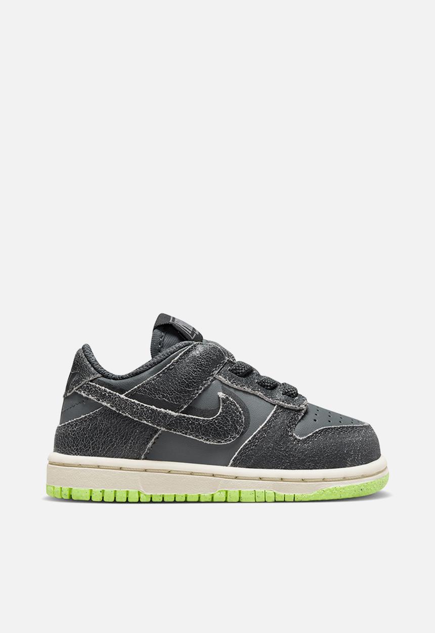 Nike - Nike dunk low se - iron grey/phantom-ghost green
