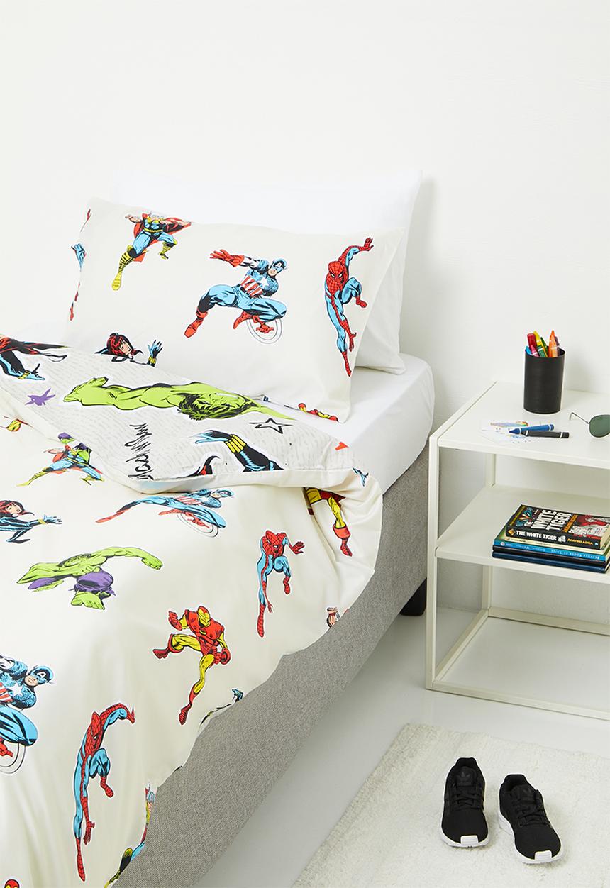 Character Group - Marvel reversible duvet cover set - multi