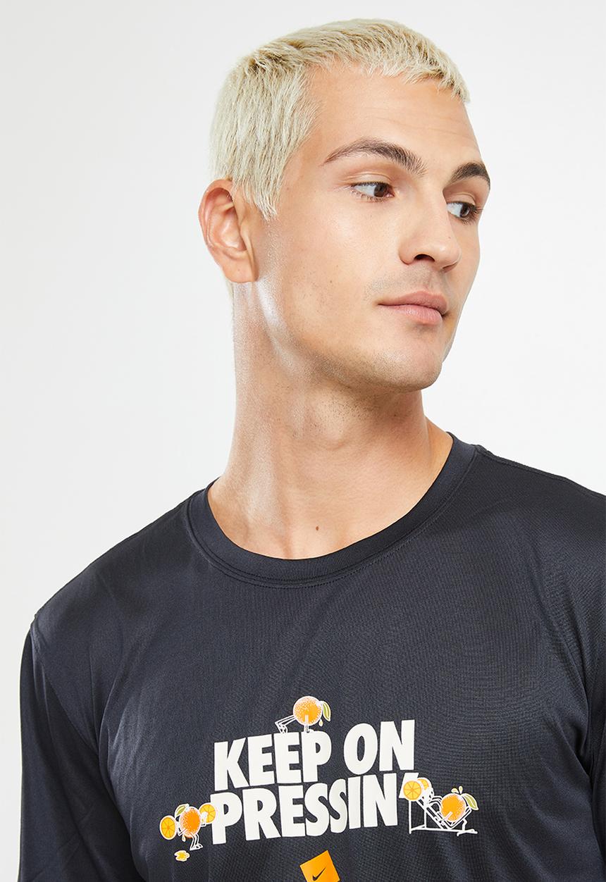 Nike - M nike dri-fit tee lgd humor - black